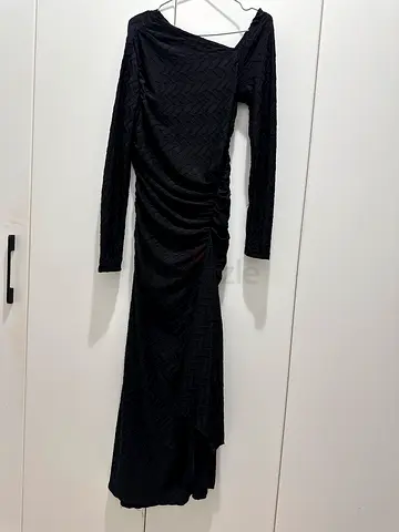 long black dress