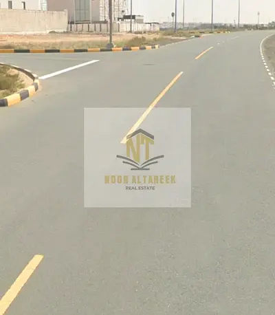 .فرصة مميزة لامتلاك أرض سكنية في منطقة تلال الشارقة، إحدى أبرز المشاريع الحديثة التي تجمع بين التخطيط العصري والموقع الاستراتيجي، ما يجعلها خياراً مثا