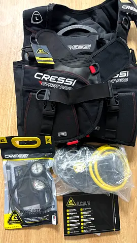 Cressi Sub Start Pro BCD with Console, Octopus  Accessories - Excellent Condition