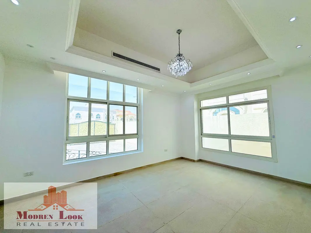 G reat finshing Apartment Spacious 1 Bedroom Hall Private Balcony Shared Gym In KCA