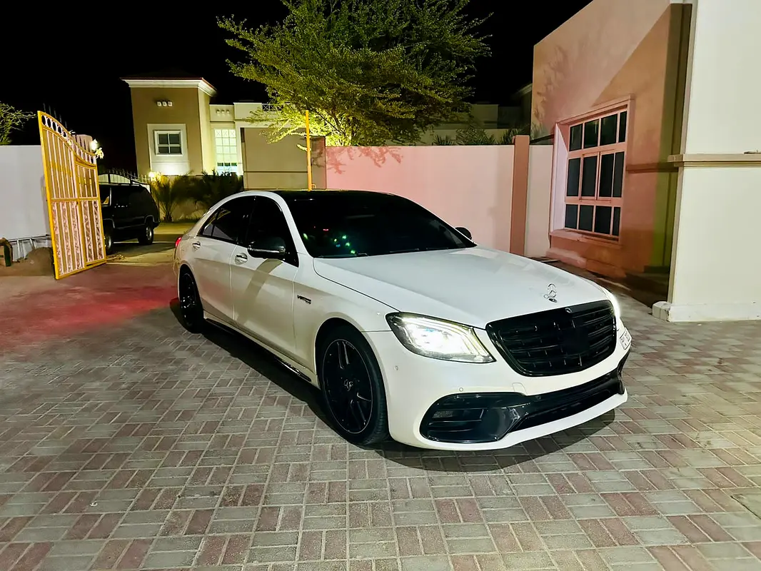 Mercedes-Benz S-Class 2015 — photo 1 of 11