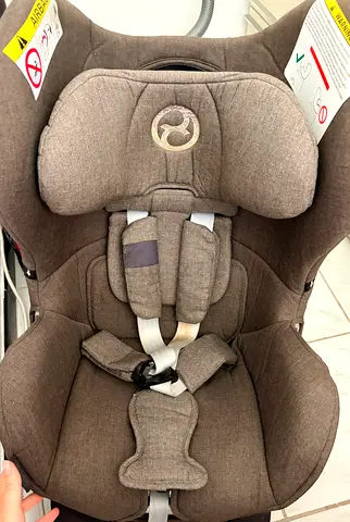Cybex sirona car chair
