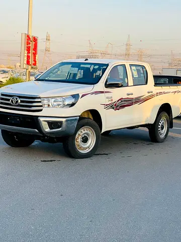 Toyota Hilux Double Cab GL 2024 GCC Specs - Brand New