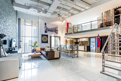 Loft | Marina View | Fully Upgraded