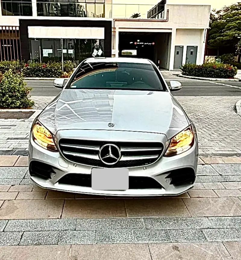 Mercedes-Benz C-Class 2018 — photo 1 of 11