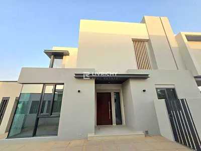 SPACIOUS 3BHK | MODERN TOWNHOUSE | PRIME AREA