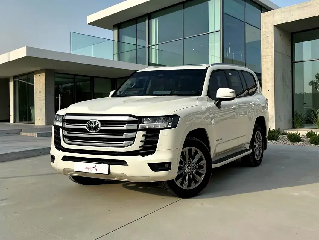 Toyota Land Cruiser 2025 — photo 1 of 20