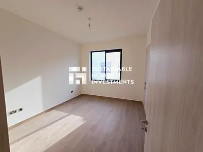 Corner Unit l Huge Garden l Near To Facilities