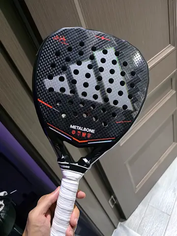 Adidas Metalbone 2026 – Excellent Condition