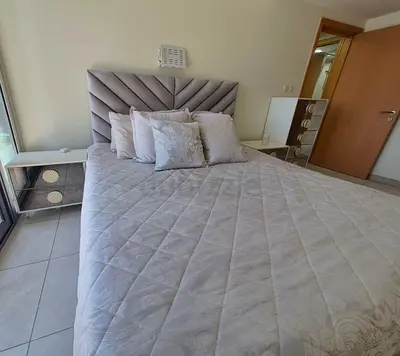 Queen Bed
