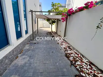 Prime Commercial Villa on Al Wasl Rd