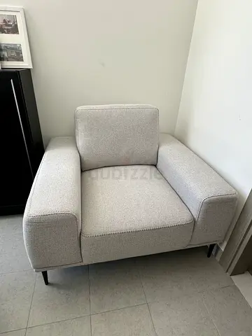Modern Light Grey Fabric Armchair – Large Single Seat, Very Good Condition