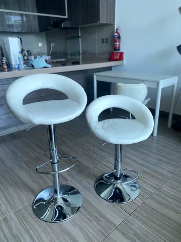 Set of 2 White Adjustable Bar Stools with Chrome Base