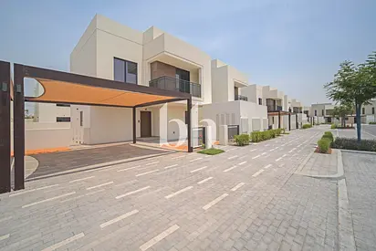 Premium Family Home | Upgraded Landscape | 4BR+M