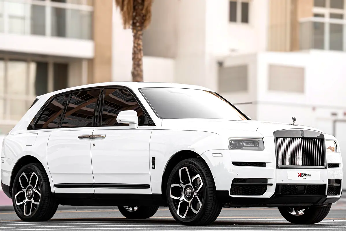 Rolls-Royce Cullinan 2022 — photo 1 of 20