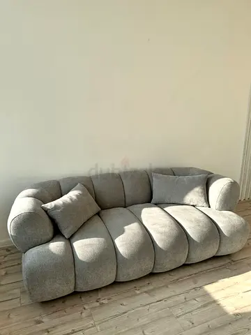 Light grey modern 3-seater sofa