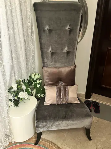 Accent Chairs
