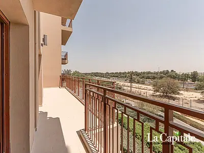 HIGH FLOOR | COMMUNITY VIEW | READY TO MOVE