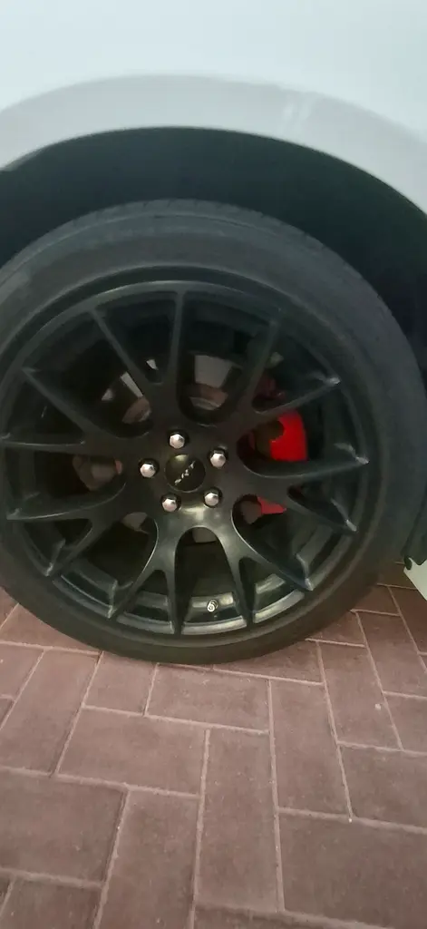 Dodge Charger 2015 — photo 1 of 12