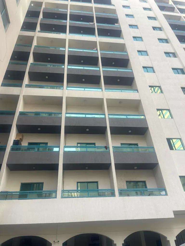 1 BED ROOM AND 2 BED ROOM W BALCONY OP SAHARA CENTRE