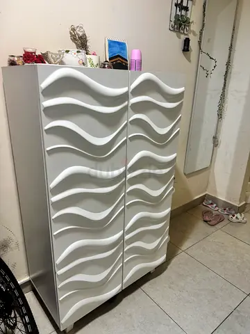 White wavy-front chest of Shoe rack - good condition