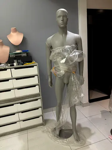 Male mannequin