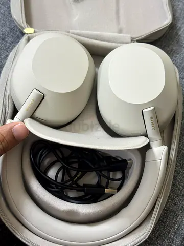 Sony WH-1000XM5 Noise Cancelling Wireless Headphones