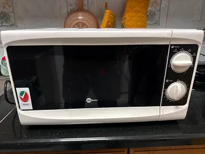 Microwave for sale Muroor Road Alwahda Grand Emirates Abu dhabi UAE