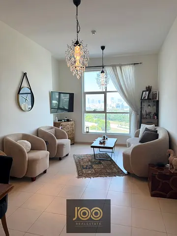 Own a two-bedroom apartment with an open view of the palace and Sheikh Khalifa Street, with a 10% annual return. Special price.