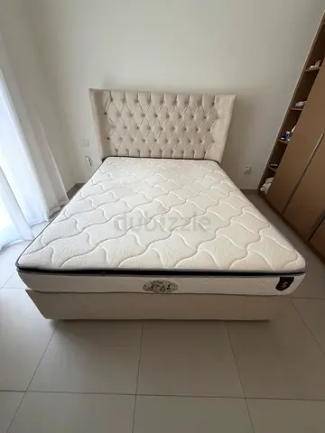 Luxury Queen Bed Frame with Upholstered Headboard – AED 500