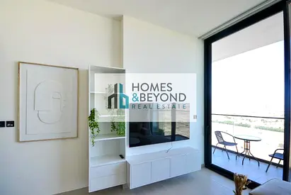 Biggest Layout | Furnished | 6 Cheques
