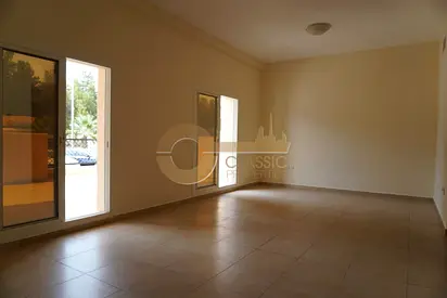 SPACIOUS LAYOUT | FAMILY LIVING | WELL MAINTAINED