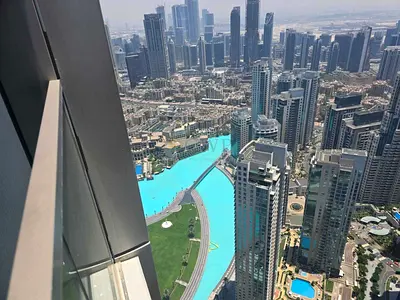Above 50th floor|2 balconies|Partial Fountain View
