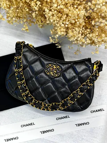 Chanel quilted leather hobo bag