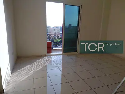 LARGE STUDIO | HANGING BALCONY | EMIRATES CLUSTER