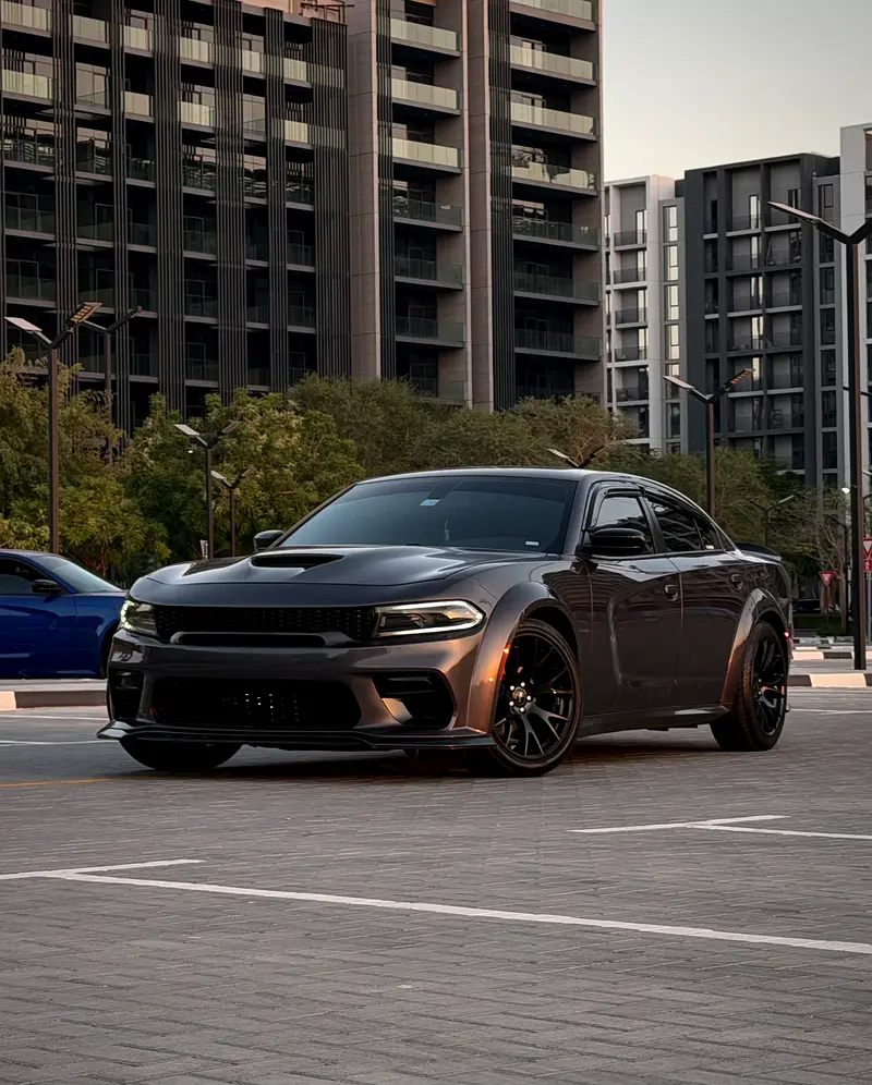 Dodge Charger 2023 — photo 1 of 14