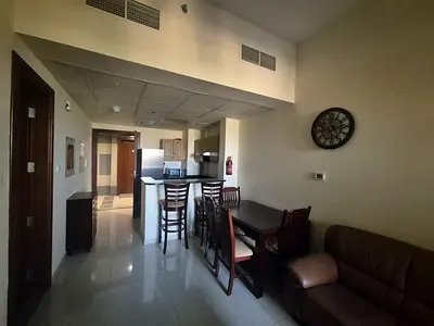 Elite 10 // Furnished One Bedroom // Golf Course View ( 4 cheque option )