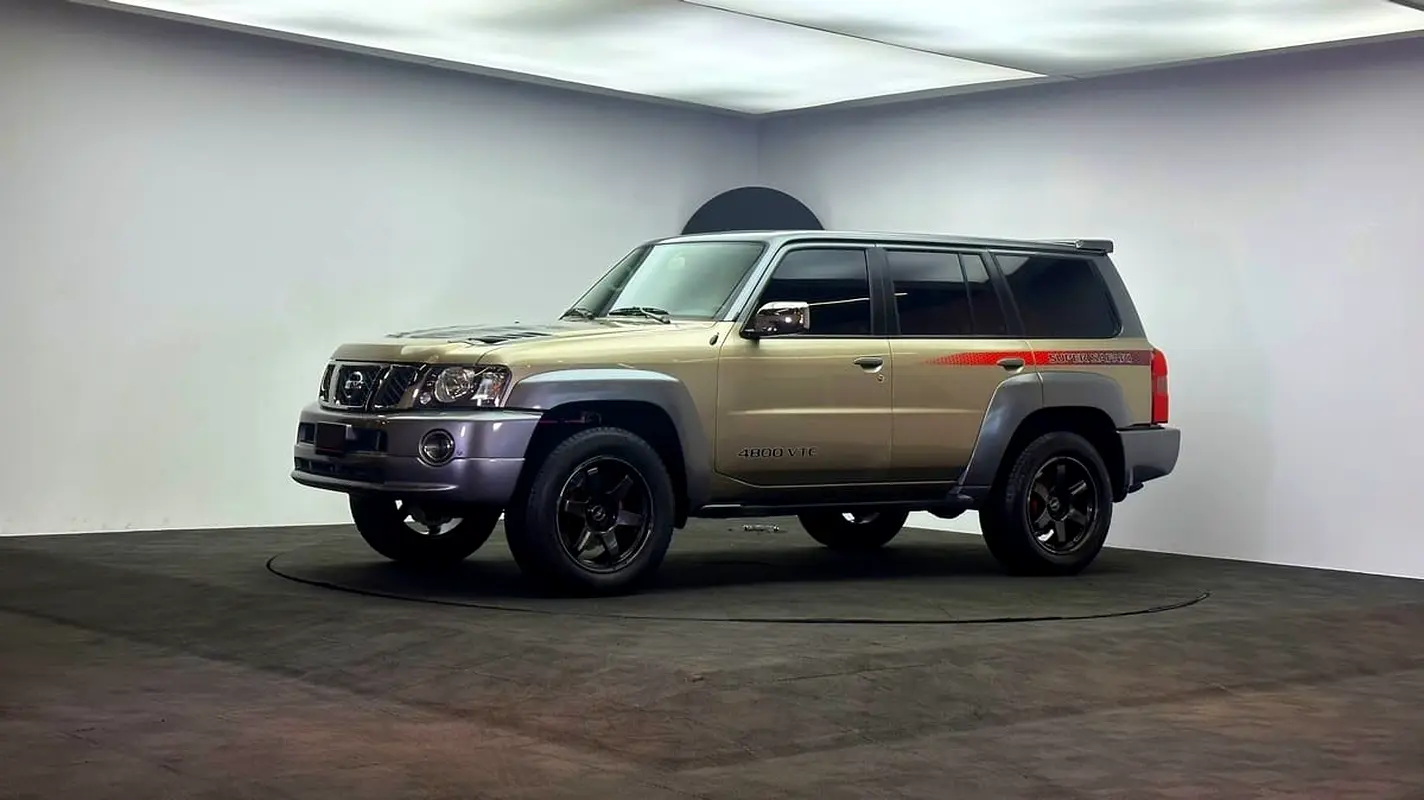 Nissan Patrol Safari 2022 — photo 1 of 9