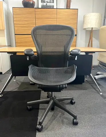 Selling Herman Miller Aeron Ergonomic Office Chair - Size B, Good Condition