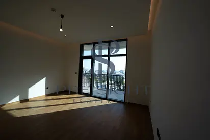 Pool View | Vacant | Spacious layout