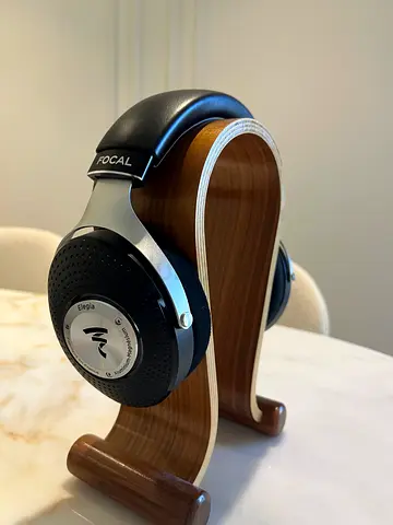 Focal Elegia over-ear headphones in excellent condition, with all original packaging, little usage.