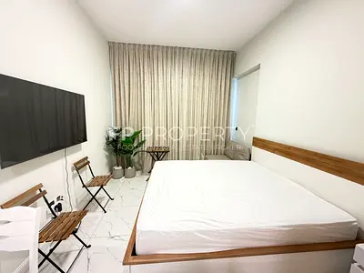 Close to Metro I Fully Furnished I Spacious