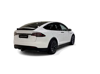 2024 Tesla MODEL X — фото 10