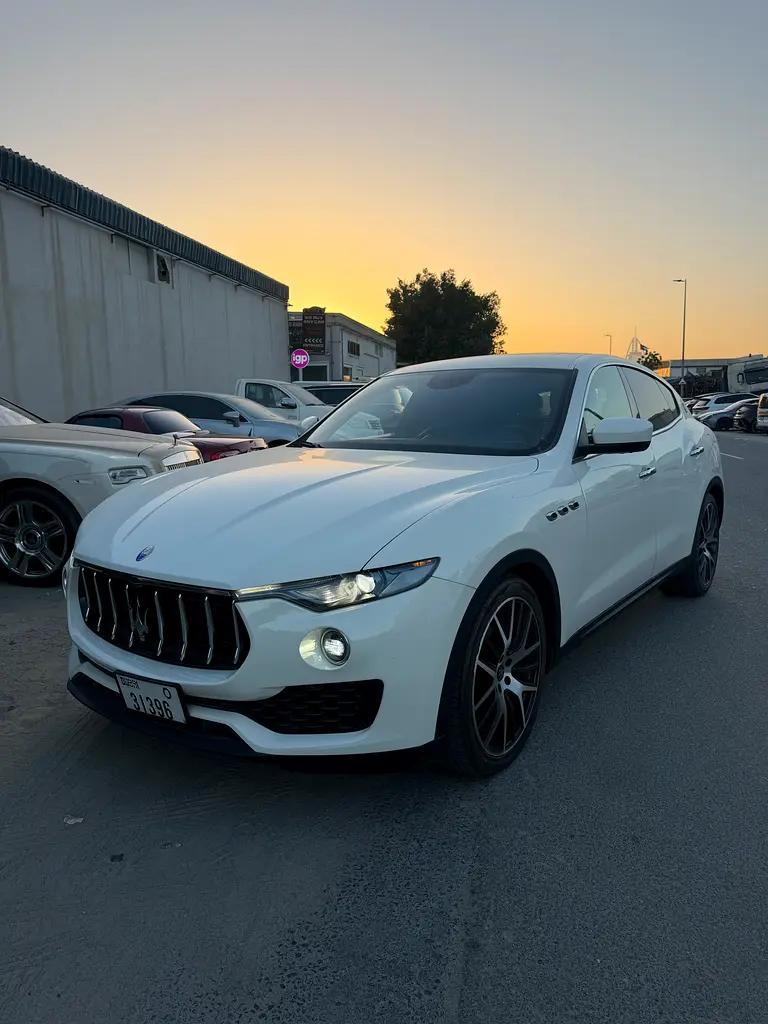 Maserati Levante 2017 — photo 1 of 9