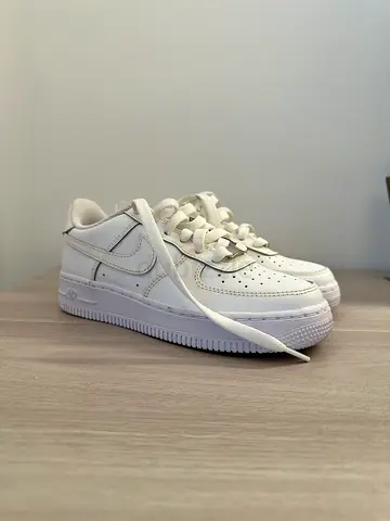 Nike Airforce 1 - White - 34EU