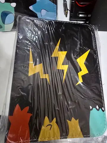 Pokemon cards holder