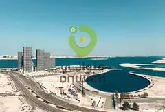 Elegant Living &amp; Investment in Radiant Marina