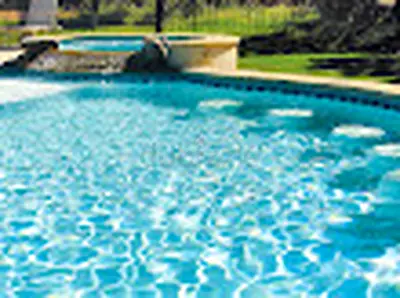 Pool Cleaning Maintenance Service