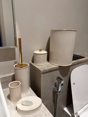 Bathroom Accessory Set
