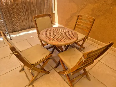 Kids table and chairs